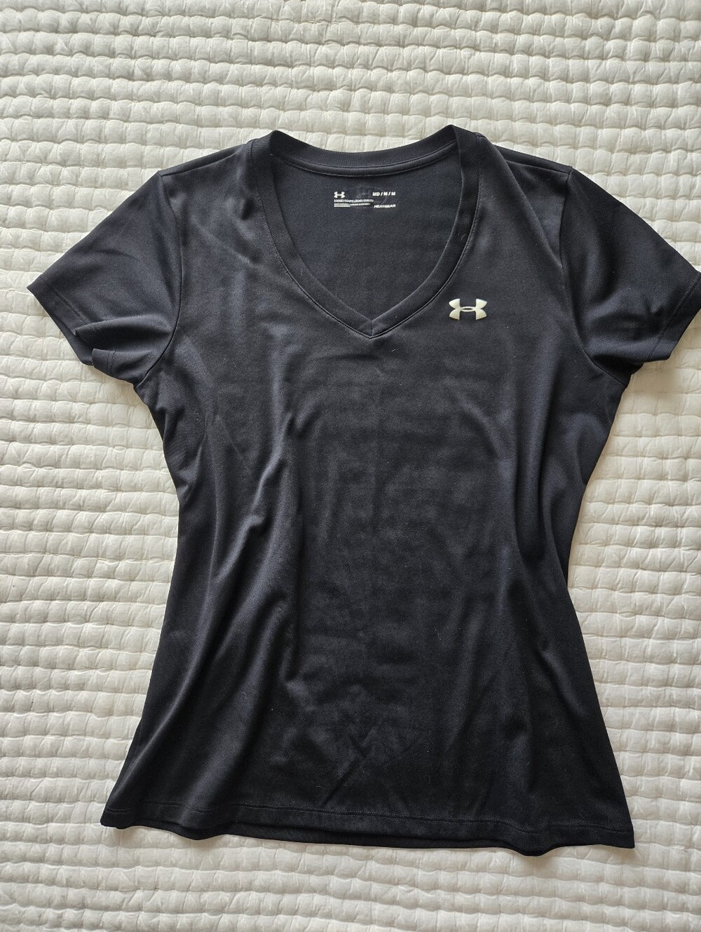 Under Armour Women’s Black V-Neck Athletic Tee with White Logo Size Medium